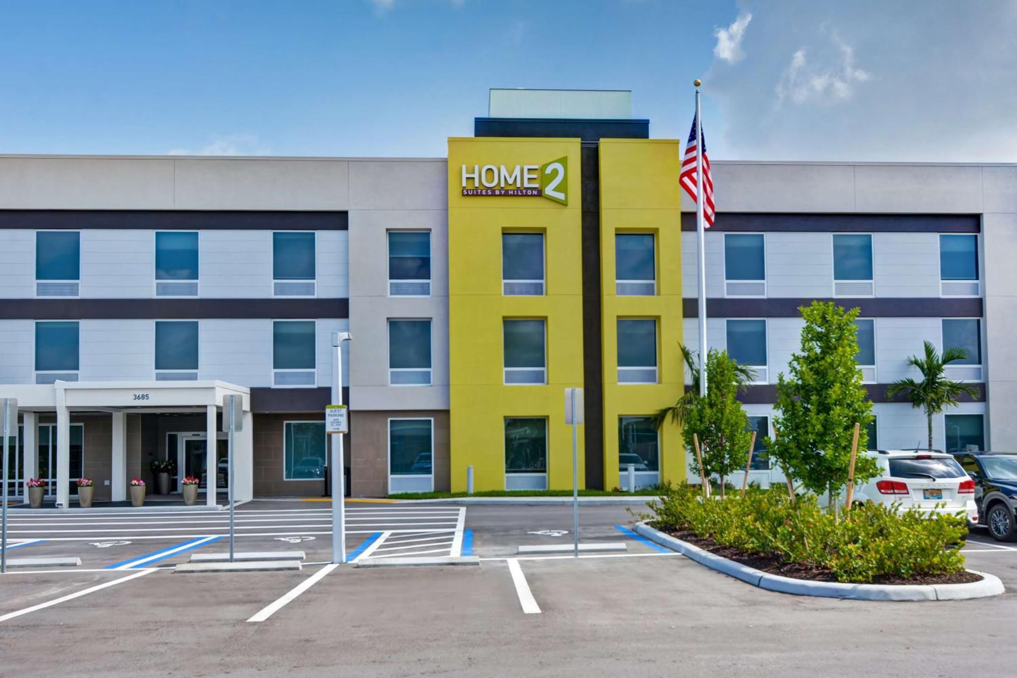 Home2 Suites By Hilton Naples I-75 Pine Ridge Road Eksteriør billede